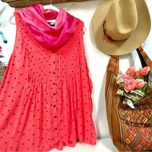 Artisan BARBIE PINK scarf/wrap w resort vacay beach vibe